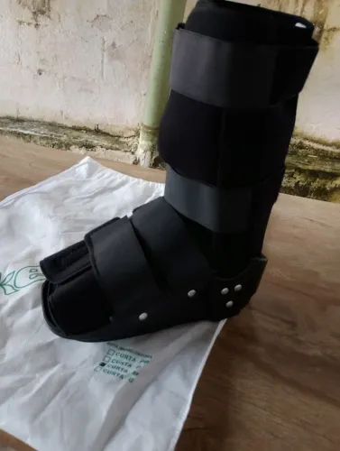 Bota imobilizadora, Bengala, Muleta Mercur, Andador.