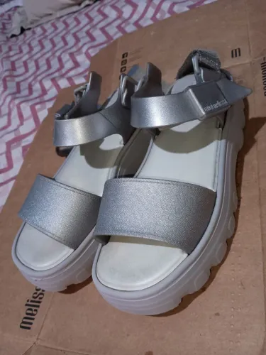 Vendo melissa Infantil 