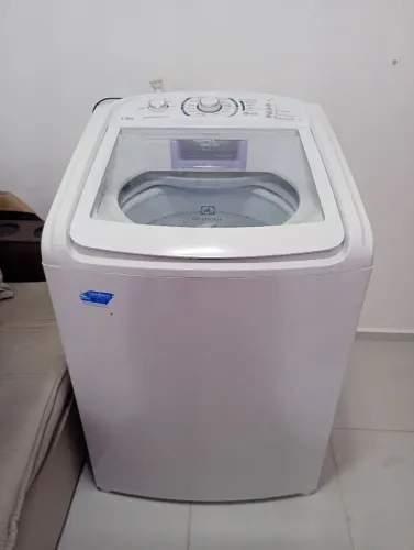 Vendo Máquina de Lavar Roupa Eletrolux 13kg