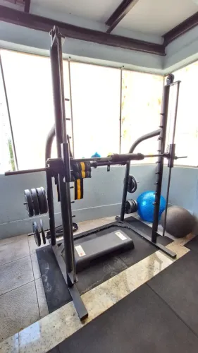 Smith Machine / Máquina Smith com Guias