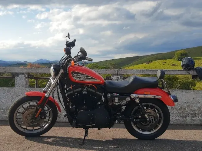 Harley Sportster XL 883R 2009 Laranja | Stage 1 Remapeada + Freio Duplo