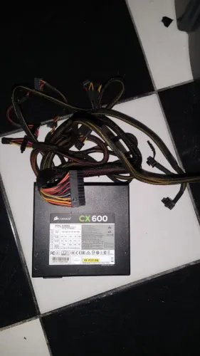 Fonte Corsair cx 600w