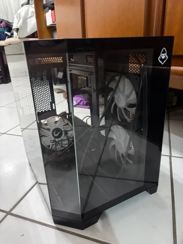 Gabinete manter cv700m minitower lateral vidro com fans usado