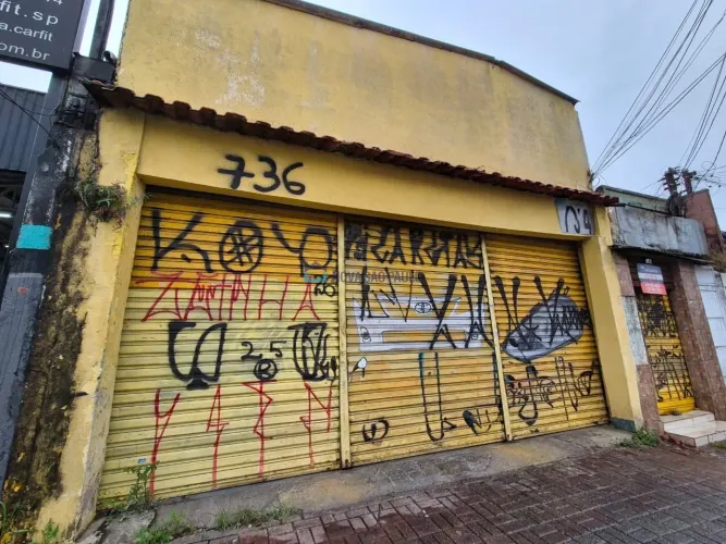 Terreno à venda na Avenida Do Cursino.