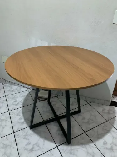 Mesa 90cm×90cm Usada