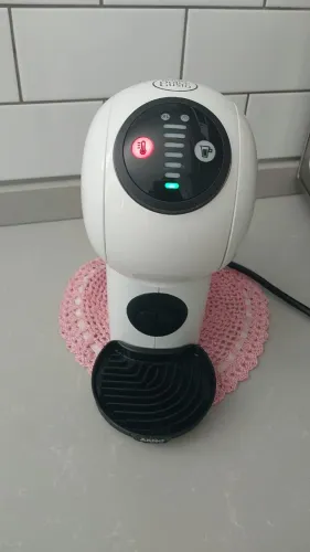 Cafeteira Nescafé Dolce Gusto Genio S Basic