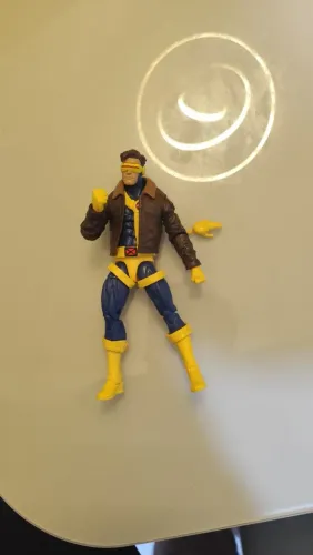 Ciclope Marvel legends 