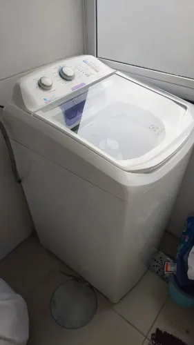 Máquina de Lavar Electrolux LAC11 10,5kg - Ótimo Estado