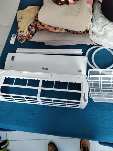 Limpeza Profunda de Ar-Condicionado com Desmontagem Total