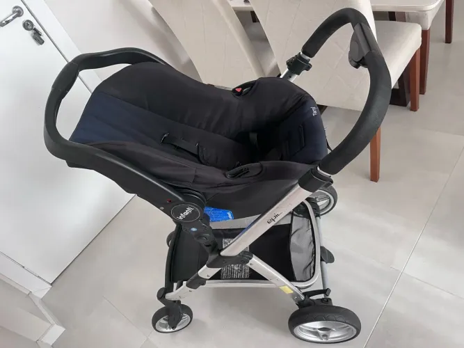 Carrinho de bebê Infanti 3 em 1 