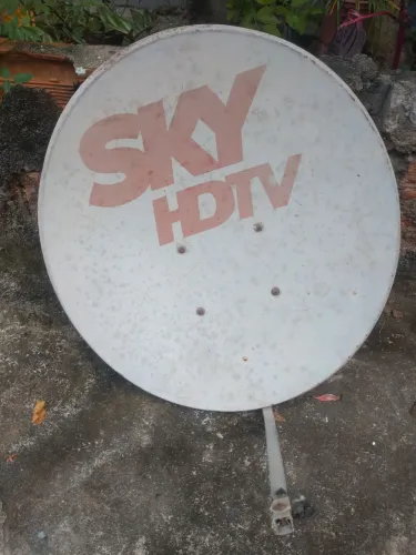 Antena parabólica SKY