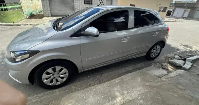 Chevrolet Onix Hatch LT 1.0 8V Flex Mec. 4P 2018