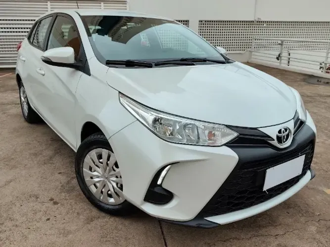 Toyota Yaris XL 1.5 Flex 16V 5P Aut. 2023