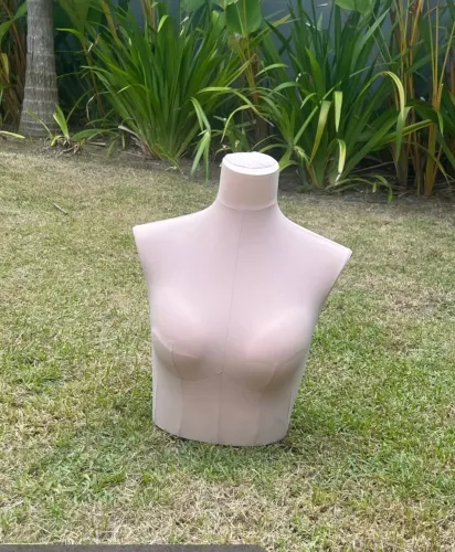 Busto manequim s base