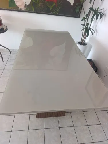 Tampão de mesa com vidro. Estado de nova.