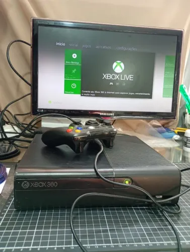 Xbox 360 Super Slim Completo - Ótimo Estado