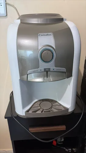 Bebedouro Gelágua Esmaltec - Excelente estado