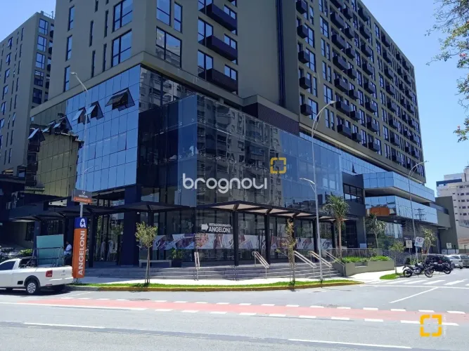 Brognoli Vende Studio/Apart Residencial no bairro Trindade em Florianópolis