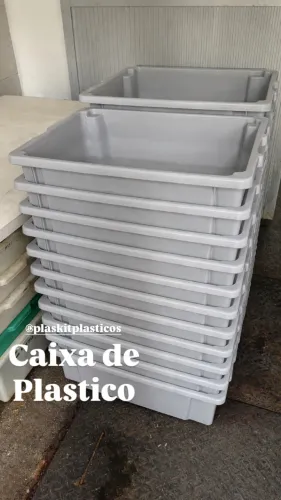 Caixa de plástico