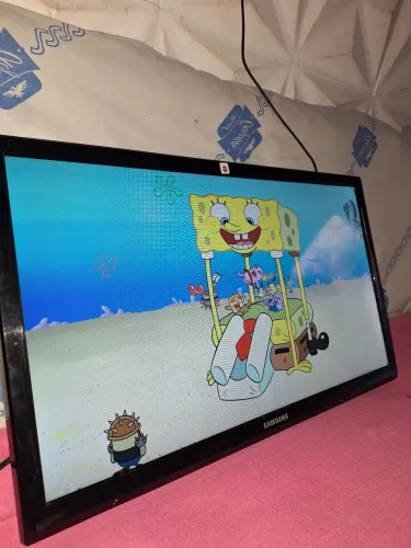 TV Samsung 24"