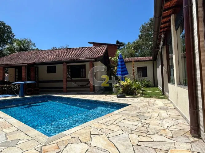 Casa de Condomínio á venda em Bertioga, 3 quartos, 4 vagas de garagem