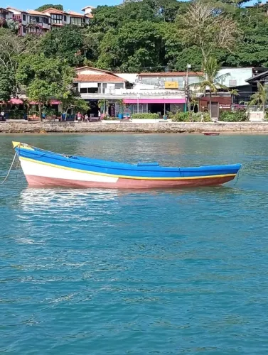 Barco de Madeira Pronto pra Uso e Totalmente Reformado