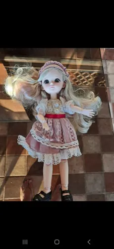 Boneca articulada