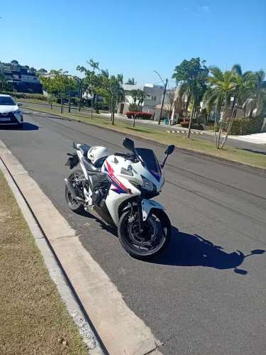 Vendo Moto CBR 500r
