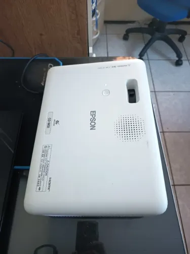 Projetor Epson com NF