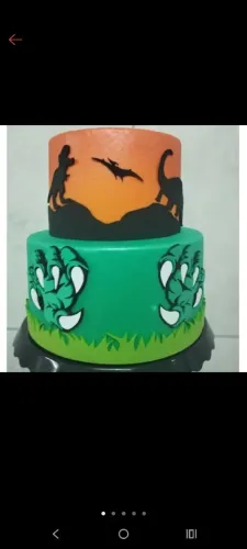 Bolo fake Jurassic 