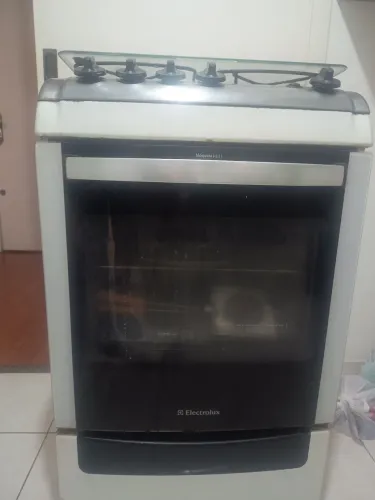 Fogão Electrolux convertido gas natural