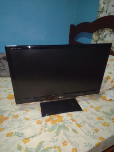 Vendo tv monitor LG 25 polegadas perfeito estado!