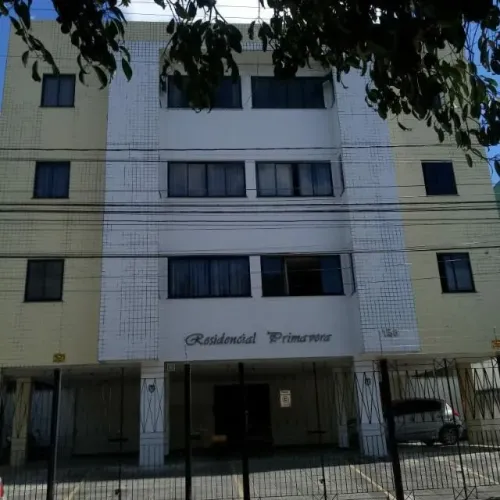 Apartamento com 2 quartos no centro de Campina Grande (mobiliado).