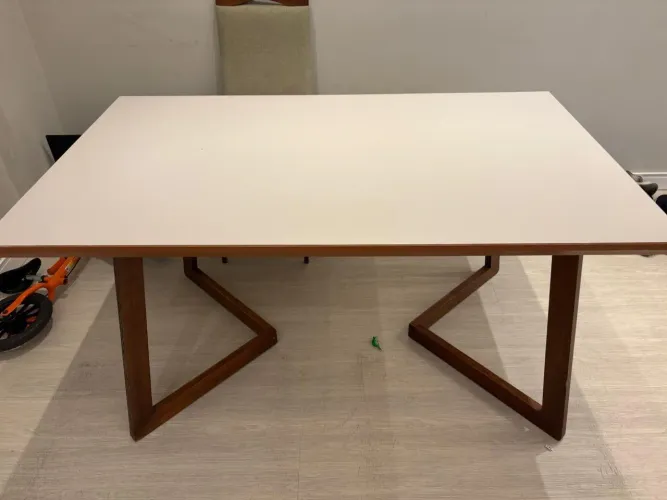 Mesa madeira e vidro - oportunidade