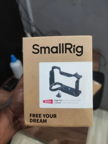 Smallrig Gaiola Cage Para Sony A6700 Preto Modelo 4336