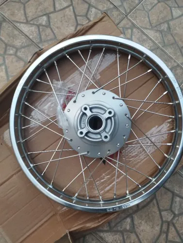 Roda traseira montada cg 125