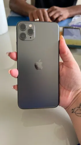iPhone 11 pro max - 64gb