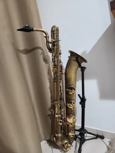 Sax barítono Júpiter JBS 593