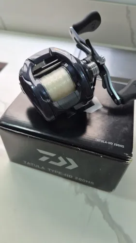 Carretilha Daiwa Tatula TYPE HD 200HS