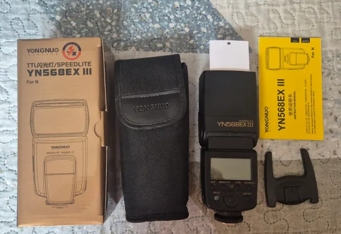 Flash Yongnuo Speedlite YN568EX III TTL para Nikon