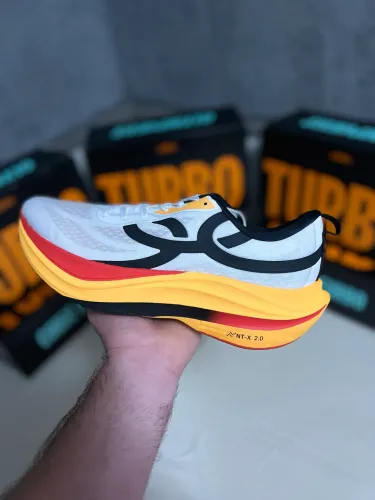 Olympikus Corre Turbo (Tênis de Corrida Unissex) Diversos tamanhos (39 e 40)