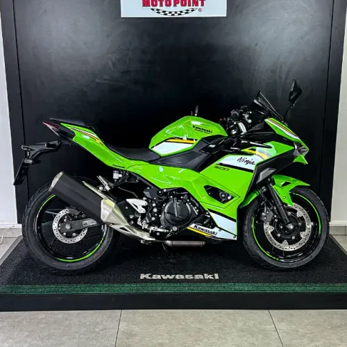 Kawasaki Ninja 500 SE 2025