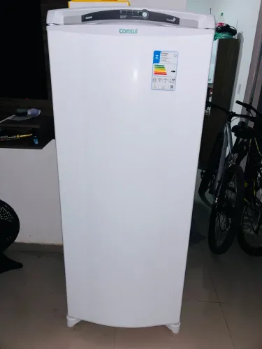 Geladeira consul, 300L, frost free