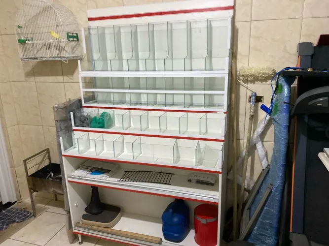 Vende-se balcão Baleiro