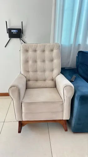 Poltrona de amamentação
