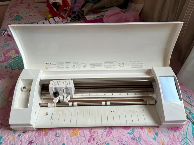 Silhouette Cameo 3