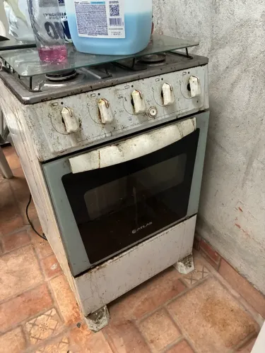 Fogão 4 bocas usado