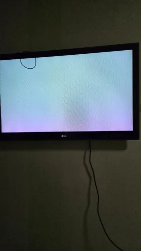 TV LG LCD - Leia a descrição - Para conserto ou retirada de peças