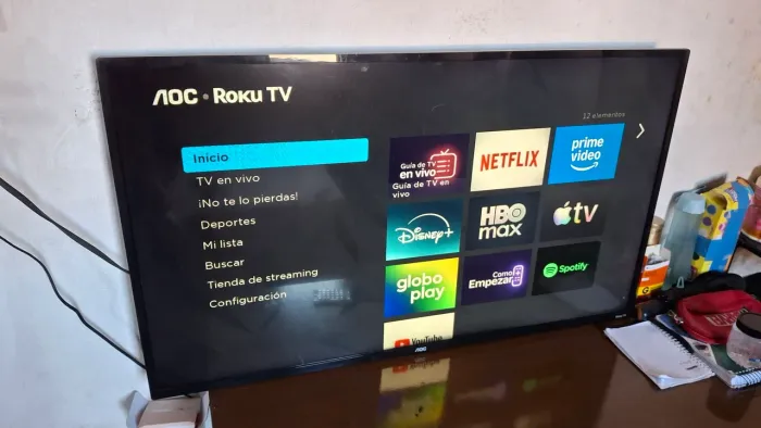 Vendo TV de 42 polegadas seminovo