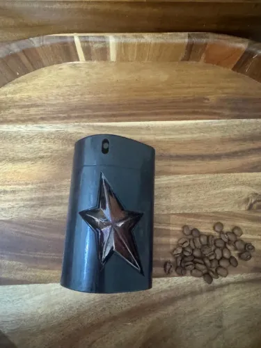 perfume a*men pure tonka mugler. aproximadamente 50ml